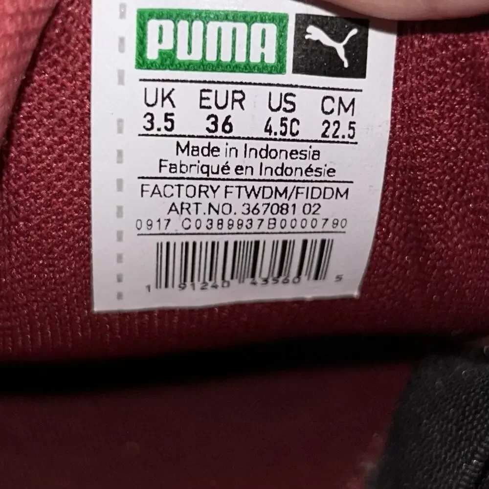 Puma Suede Classic Velvet Toe Burgundy Gold Sneakers 366209-01 Youth Size 4.5C